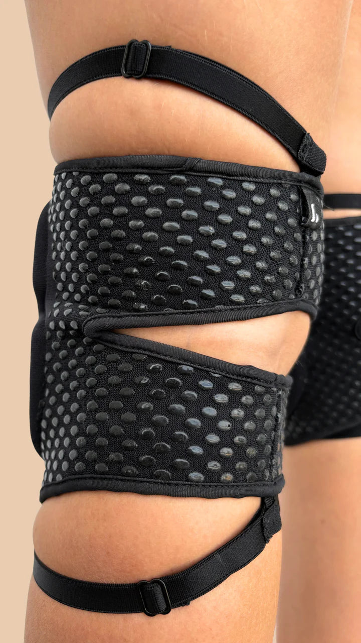 KN103-Black