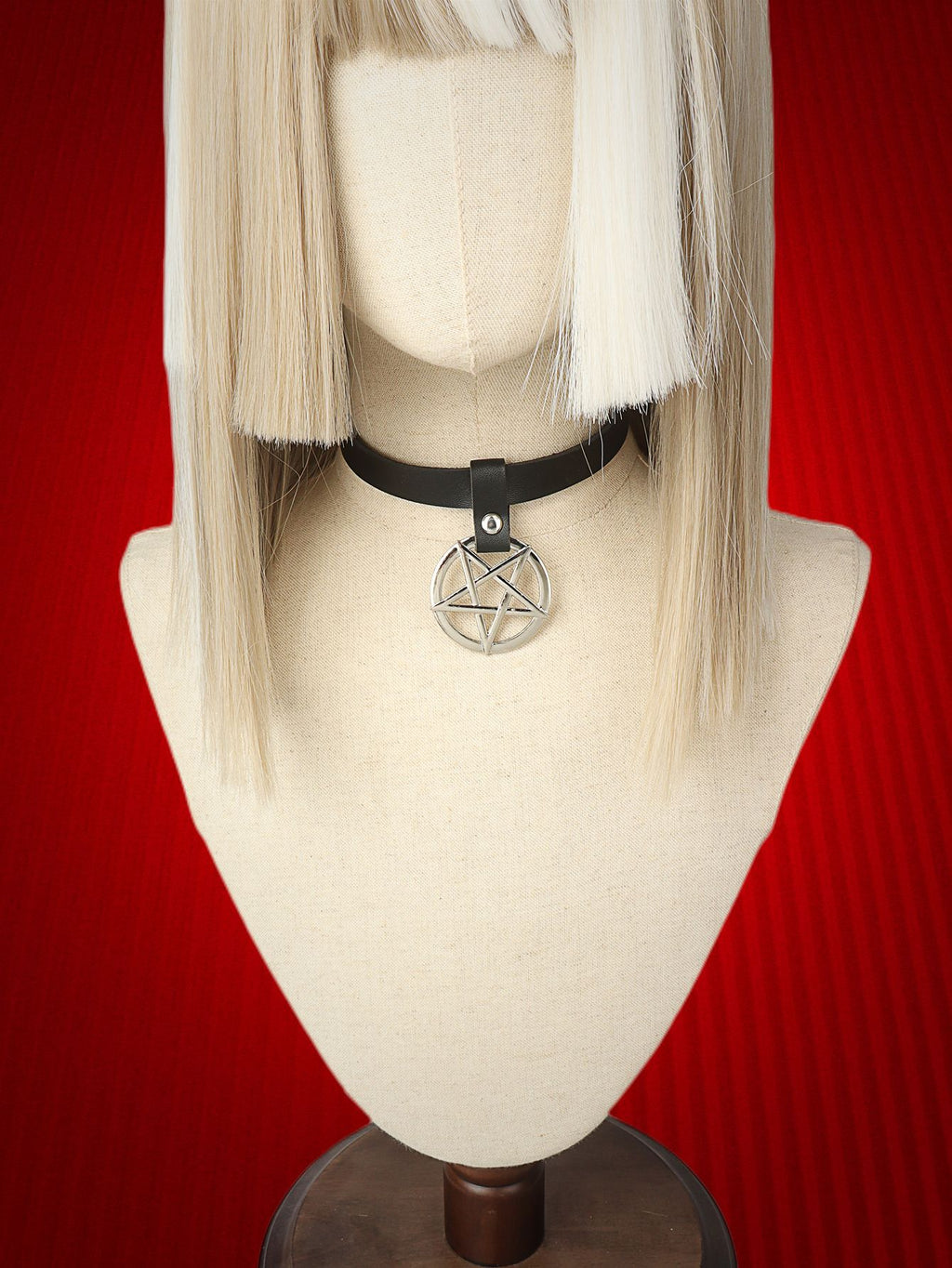 Pentagram Pendant Choker