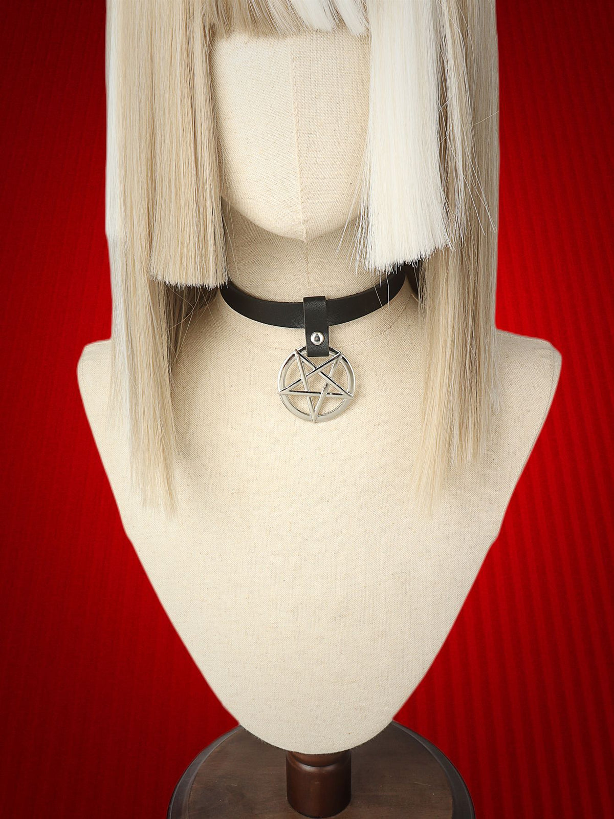 Pentagram Pendant Choker