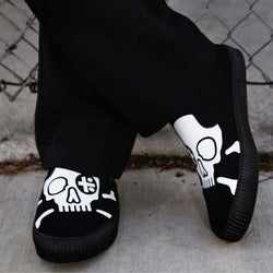 TUK-A3352 Black Skull Canvas Slip-On Sneaker