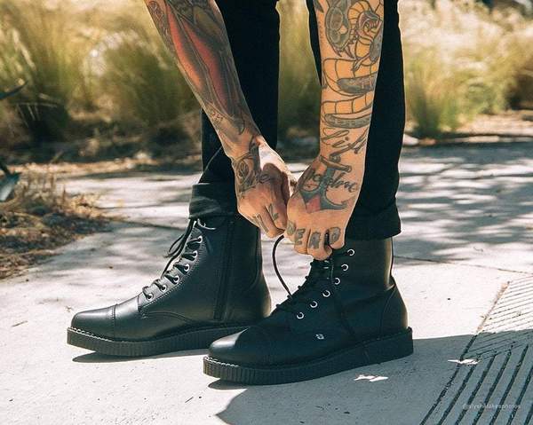 TUK A9636-Black-Size 6-Clearance