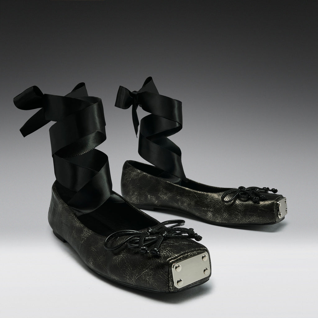 KOI Blithe Metal Toe Ballet Flats- Cracked Grey