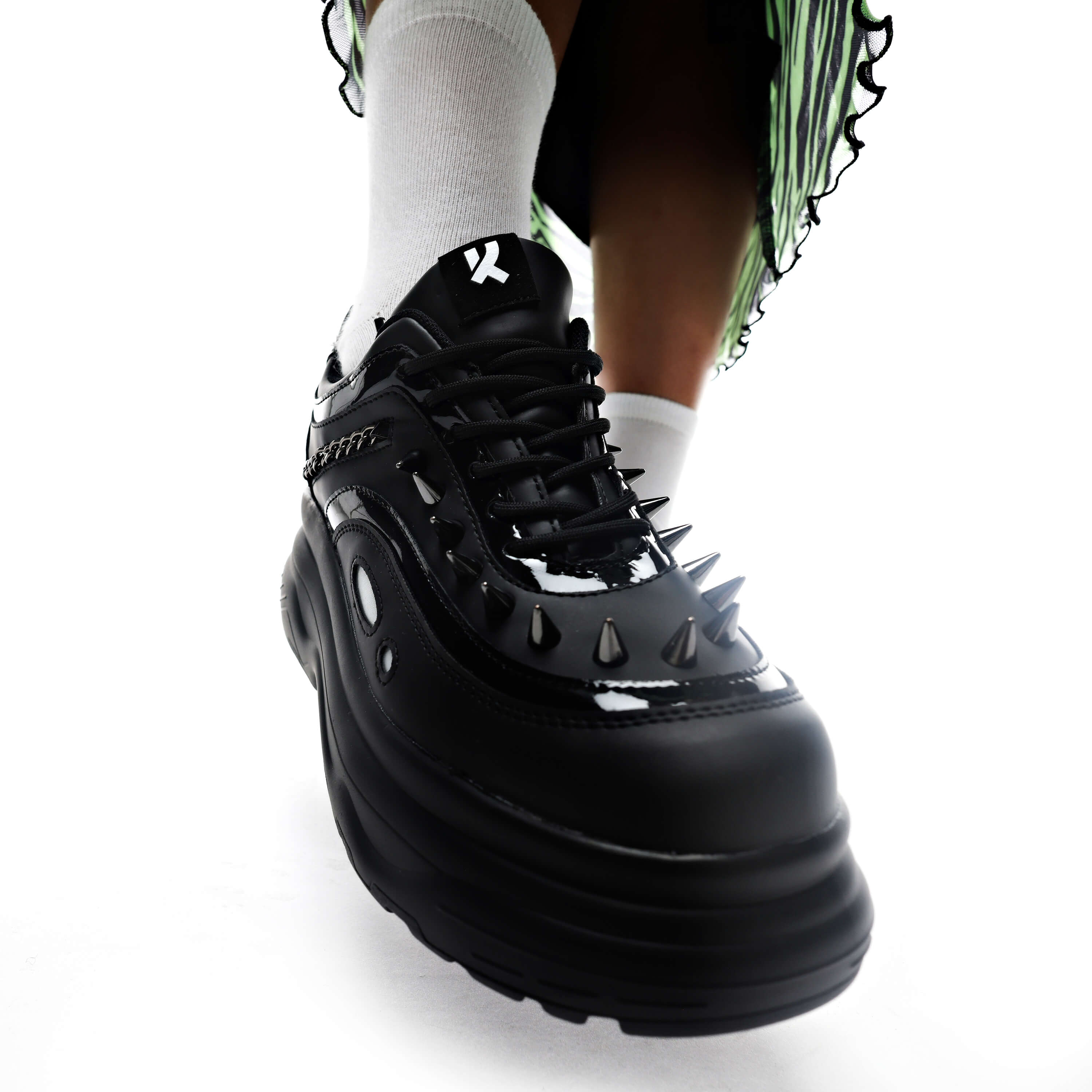 KOI BANE OF EXILE TRAINERS