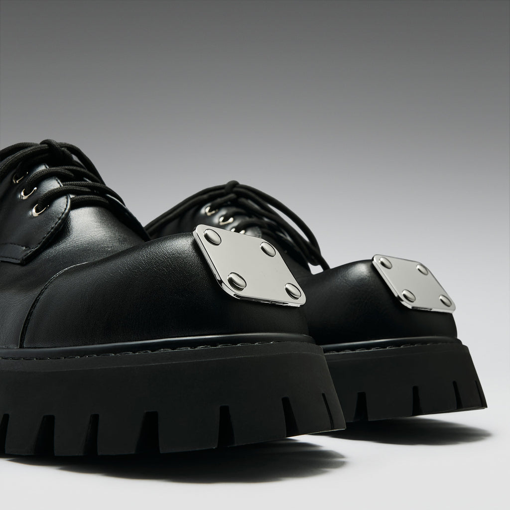 KOI Gehrman Metal Cap Chunky Shoes - Black-Clearance