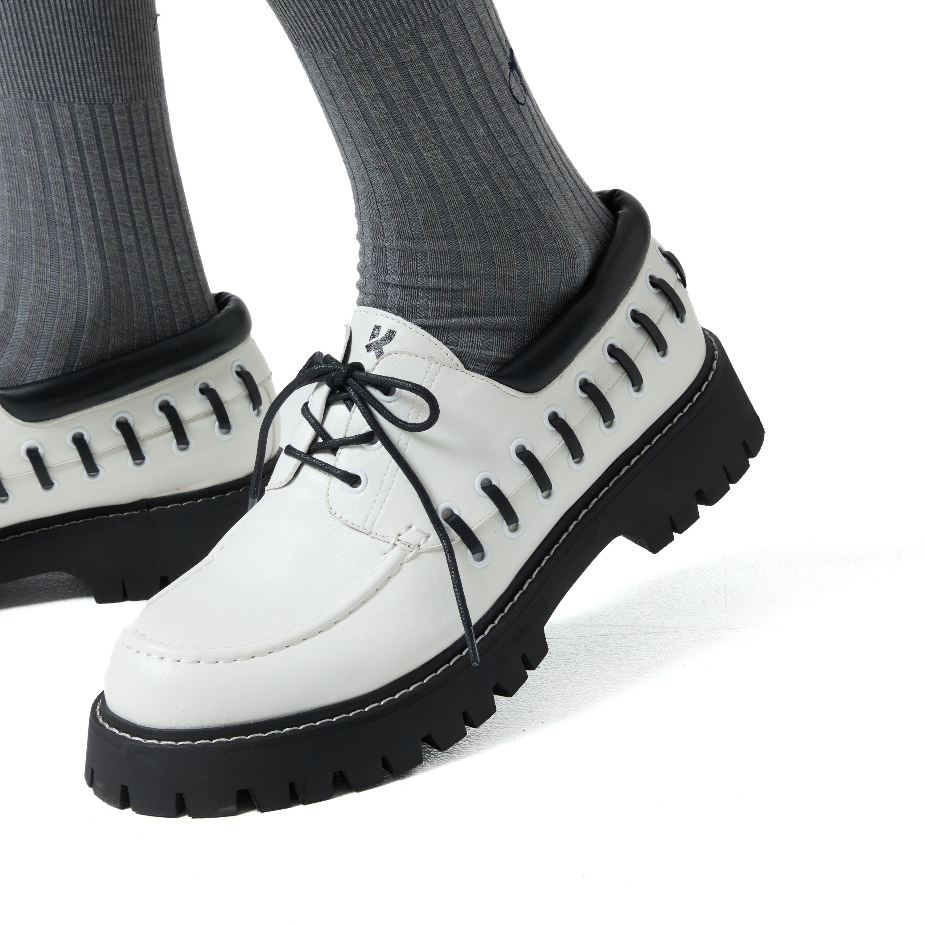 KOI_Tenar Men’s Boat Shoes_MWMOD2