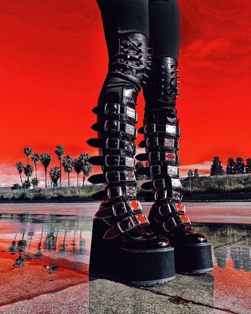 Demonia Swing-815-Clearance
