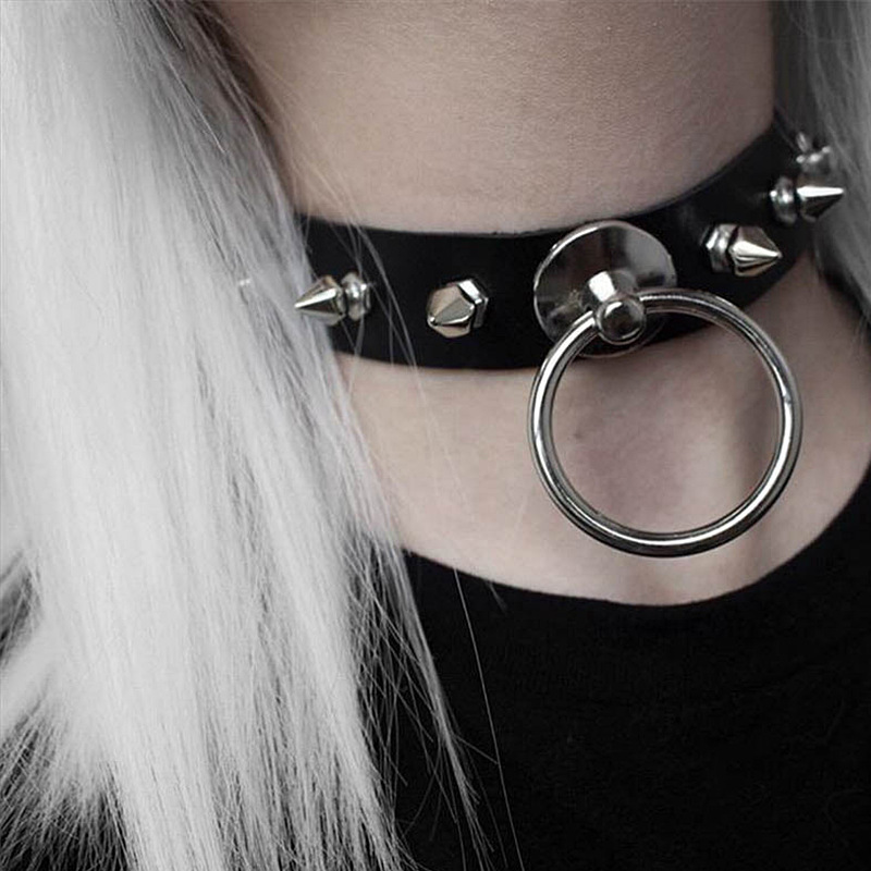 Spike Collar Choker