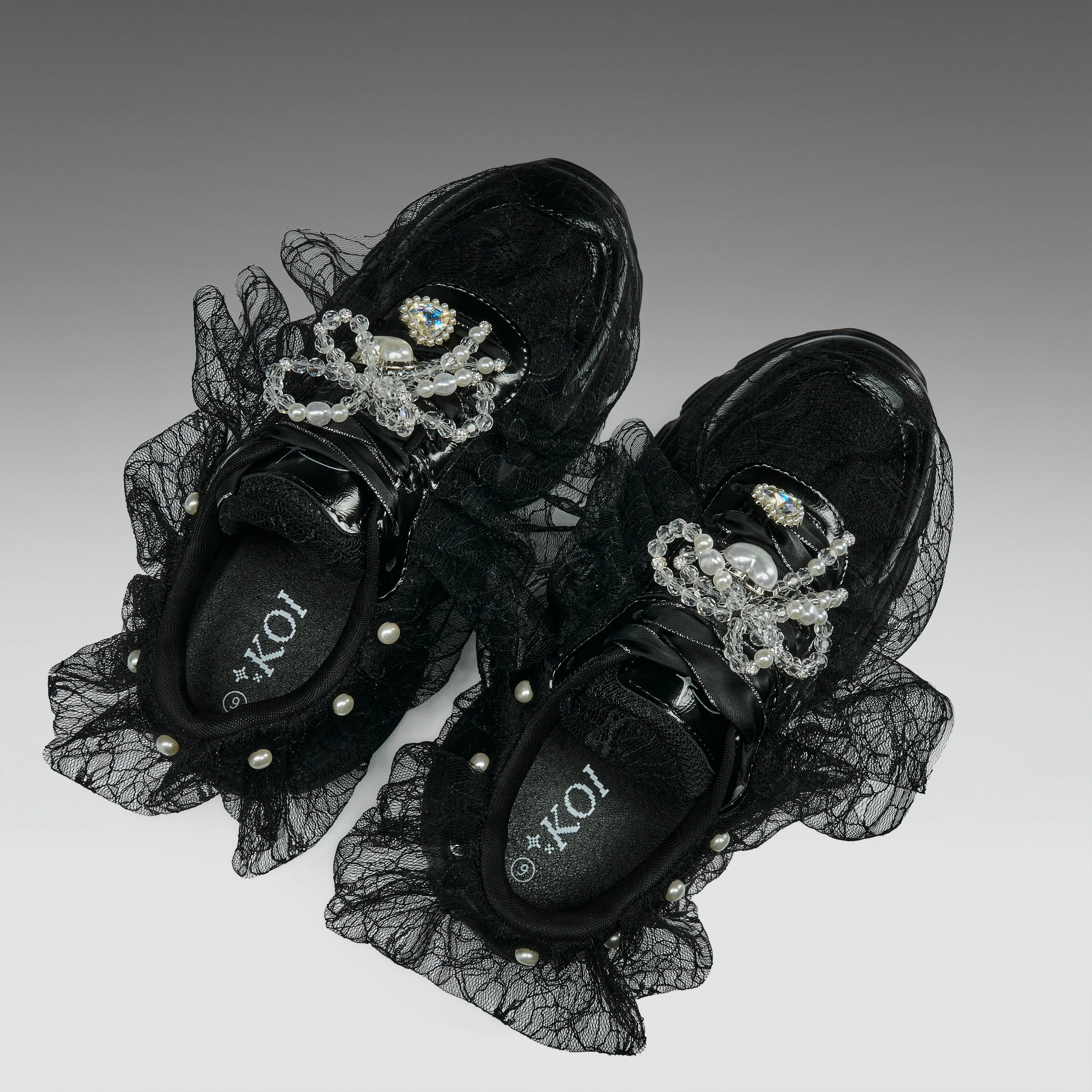 KOI Kelpie Whimsical Terrain Trainers - Black