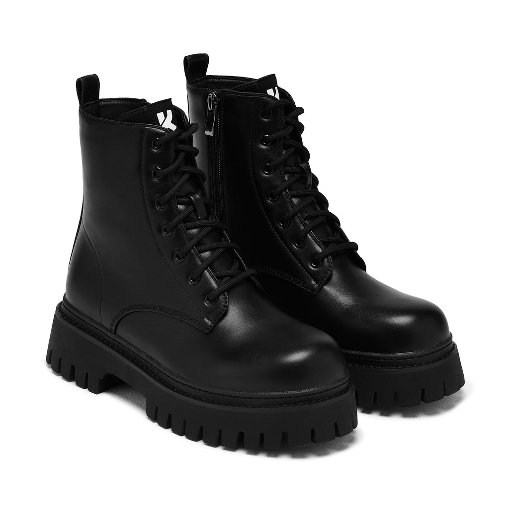 KOI Lavell Lace Up Boots - Black