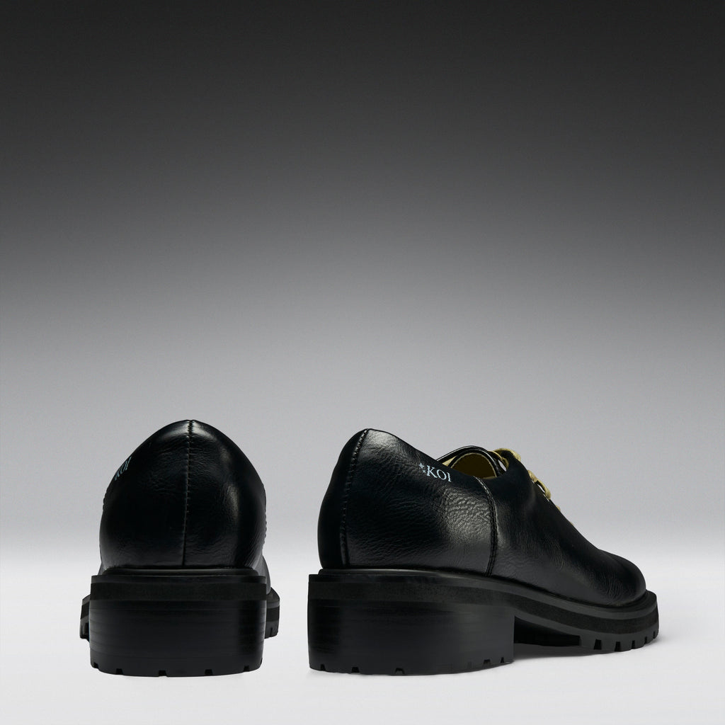 KOi Wildspear Tabi Shoes- Black