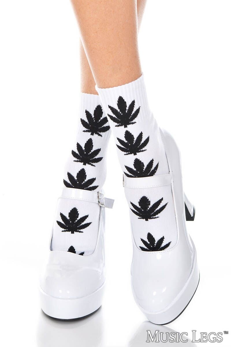 ML537-White-Black